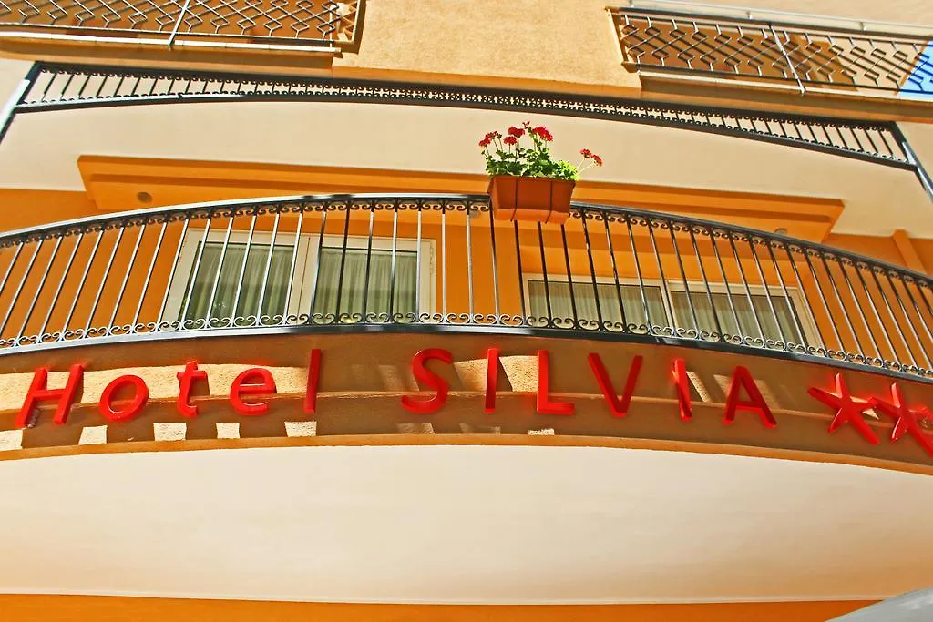 Hotel Silvia Misano Adriatico 3*,  Itália