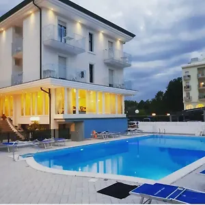 3* Hotel Mercedes